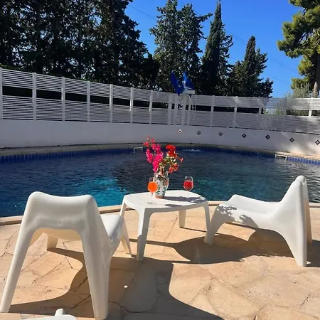 Aurea Casa de Campo